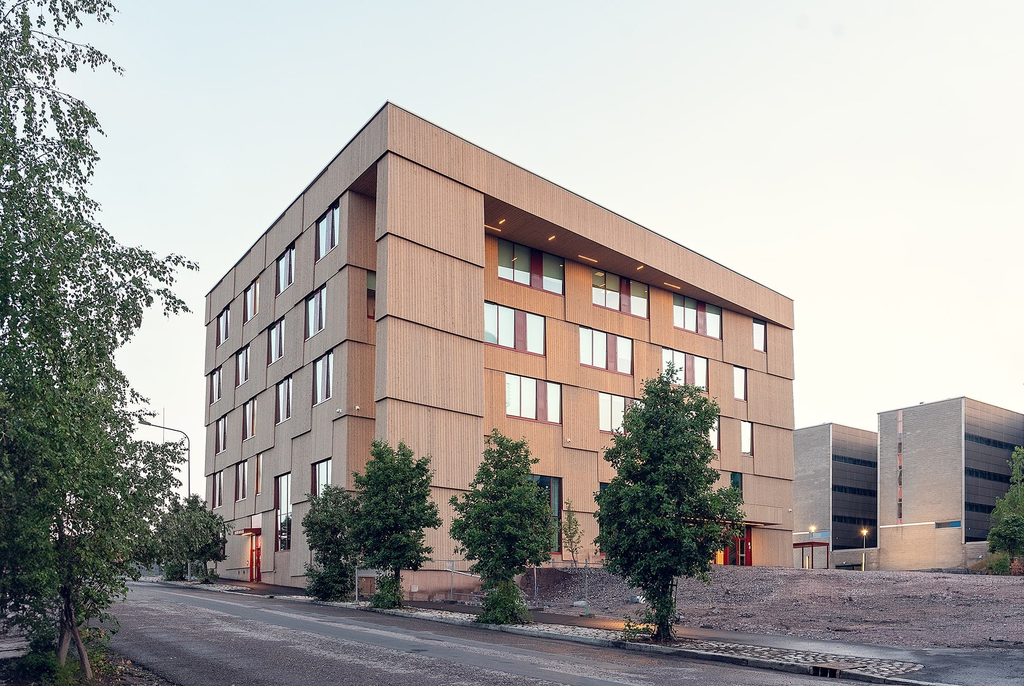 Helsingin luonnontiedelukio, Helsinki